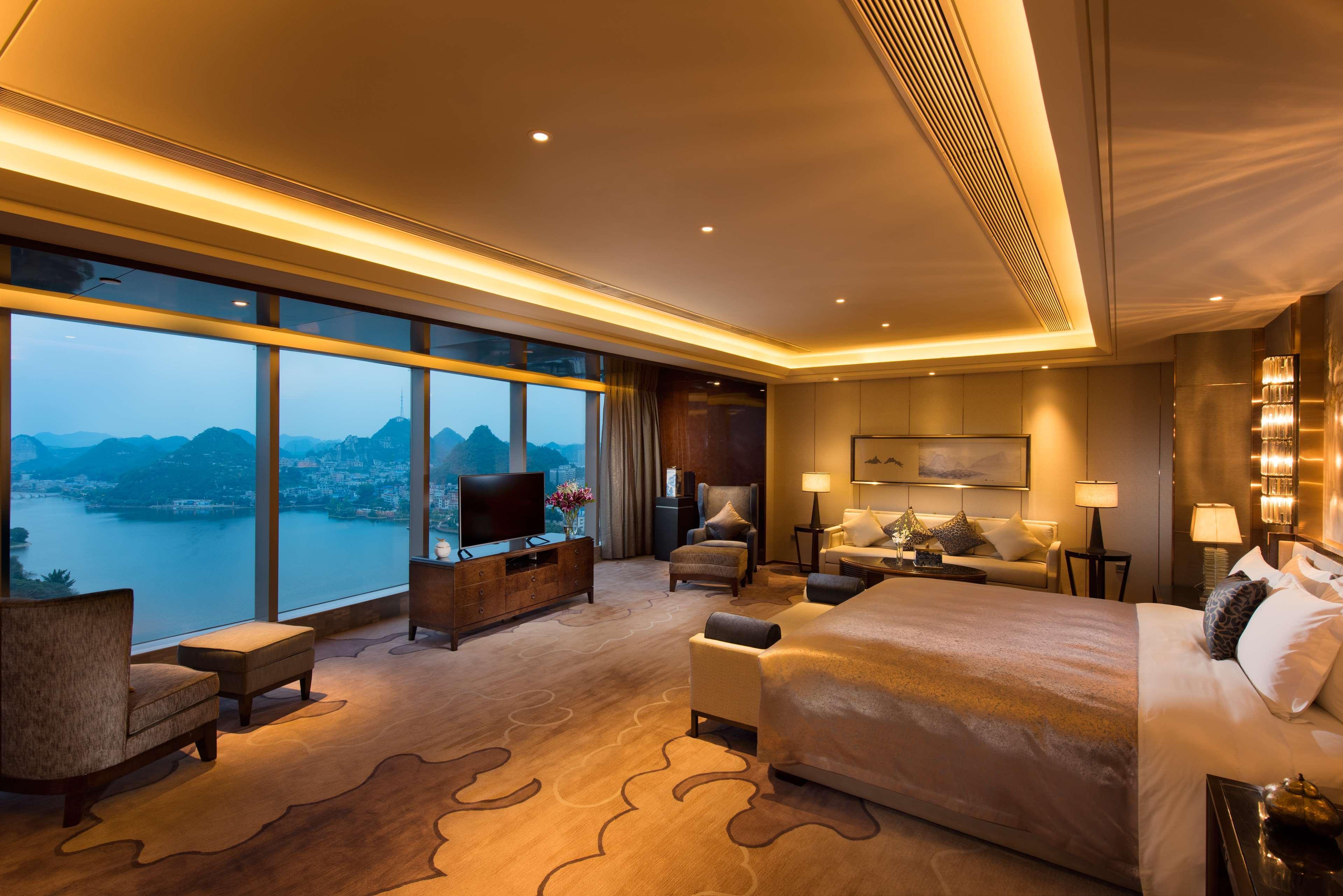 Doubletree By Hilton Hotel Anshun Exterior photo