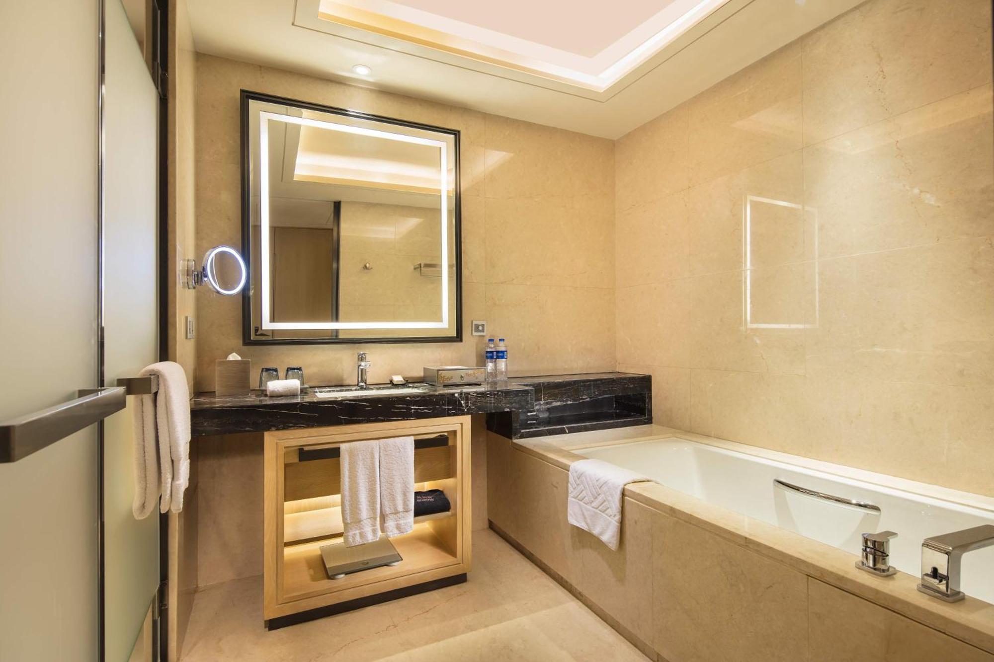 Doubletree By Hilton Hotel Anshun Exterior photo